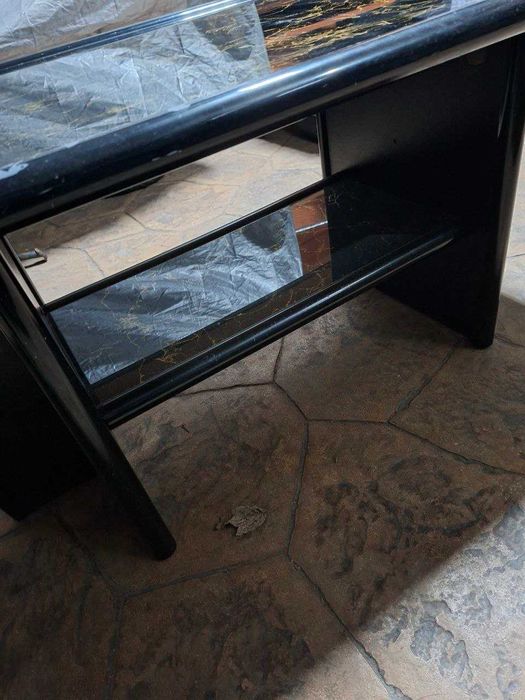 Холна маса много запазена