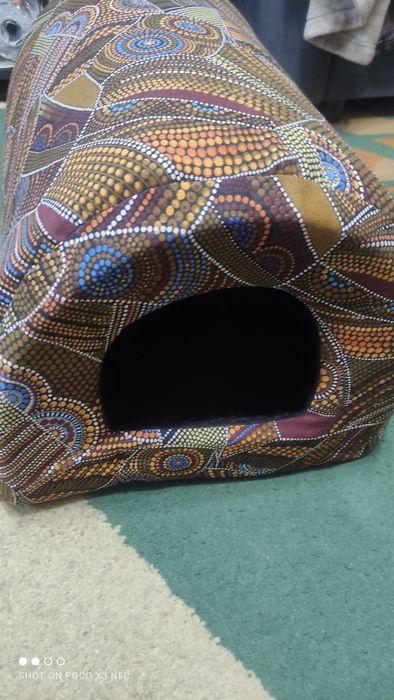 Домик- лежанка для кошек