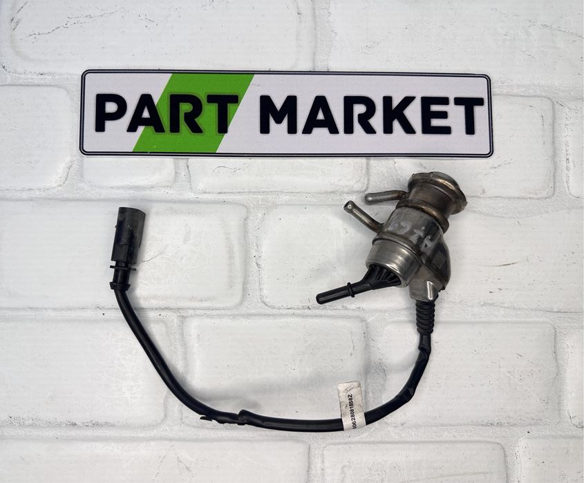 Дюза ADBLUE AUDI A4 A5 A6 A7 A8 Q5 Q7 Q8 4G0131113E