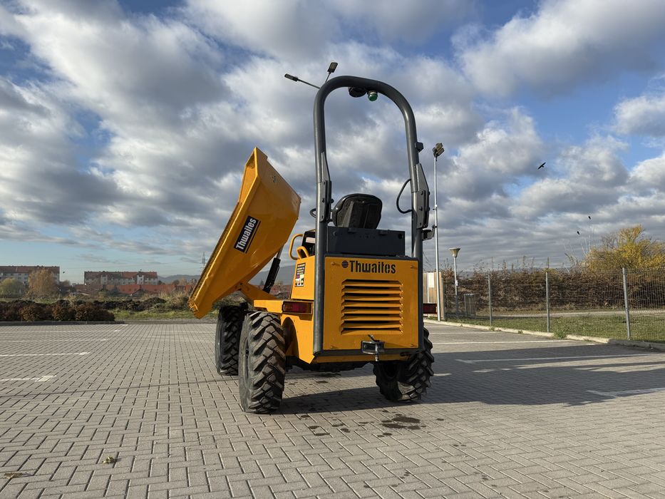 De vanzare sau da inchiriat dumper cu cuva rotative 3 tone