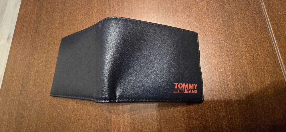 Портмоне томи джинс с рфид защита
