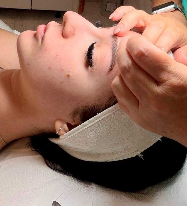 Tratamente cosmetice profesionale, (stilizare gene, epilare) - Facial și corp - anti-aging reale