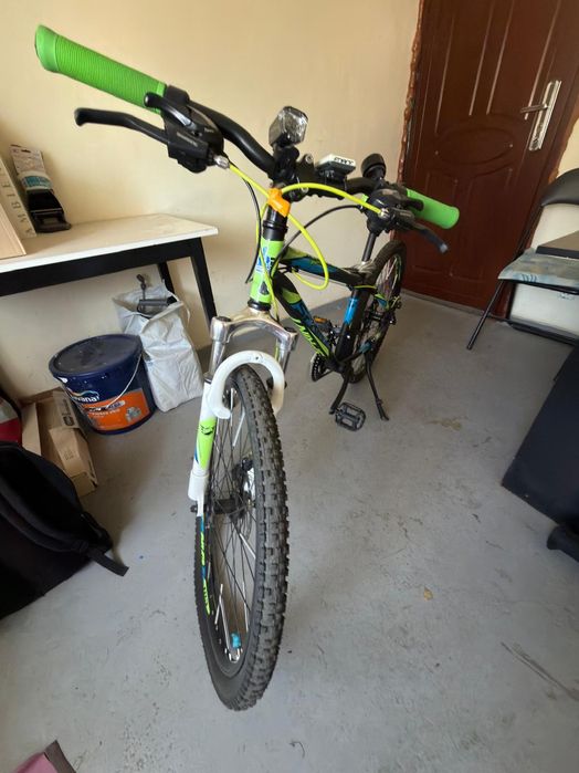 Vand bicicleta in stare foarte bună