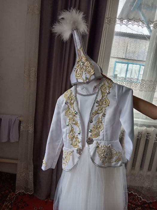 Платья в отличном состоянии