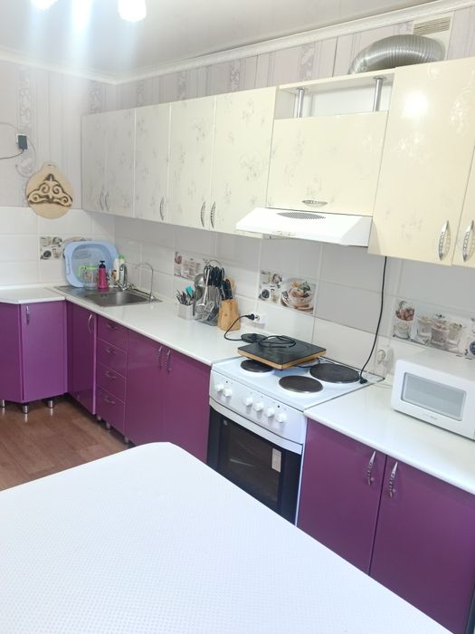 Продам 3 х комн . 6 -10,  5 этаж.