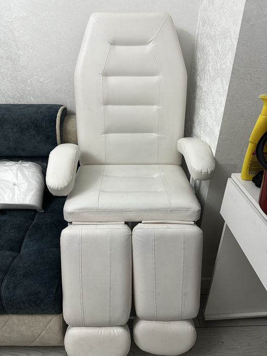 Педикюрное кресло