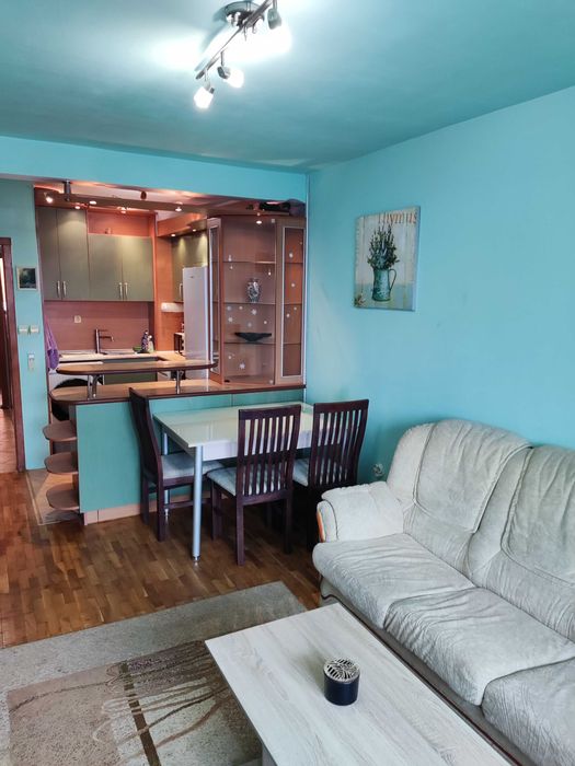 Собственик отдава под наем Двустаен апартамент в кв.Левски 1