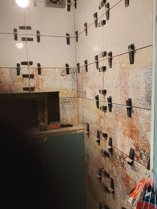 Лепене на плочки,фаянс,гранитогрес,теракота,гипсокартон и др