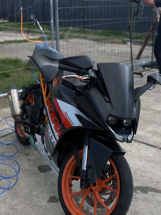 Dezmembrez KTM RC 125 2017