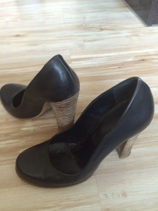 Продам женскую обувь 36 размера