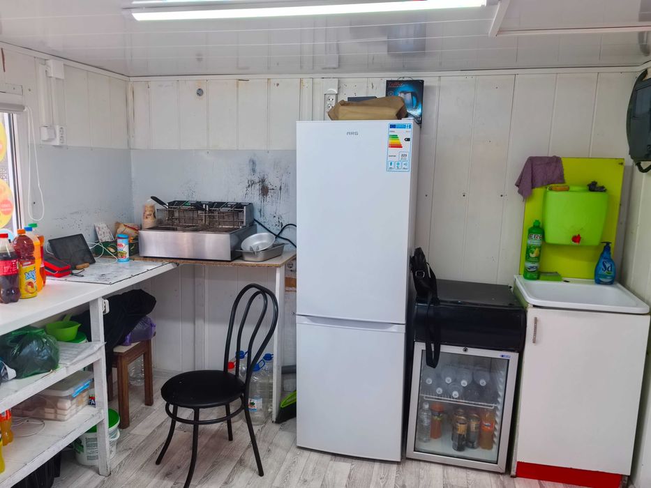 Продам Донерную в центре