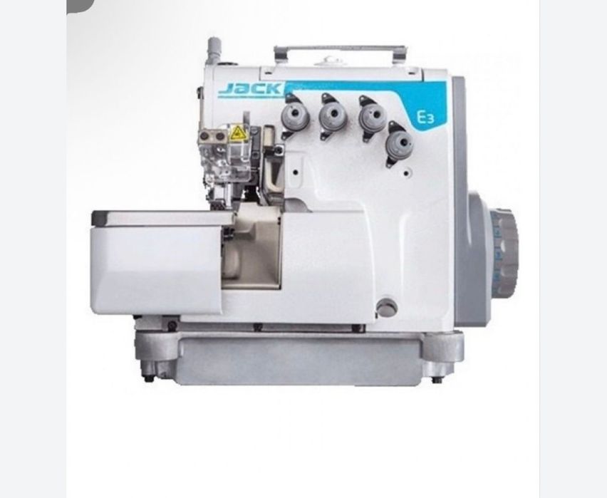 Швейная машина продаю все работають