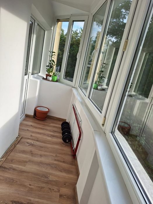 Apartament 3 camere, zona tractorul