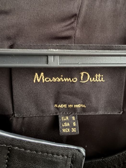 Продам женскую куртку Massimo Dutti