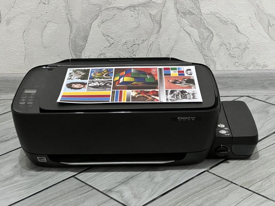 Цветной принтер HP Deskjet GT5820
