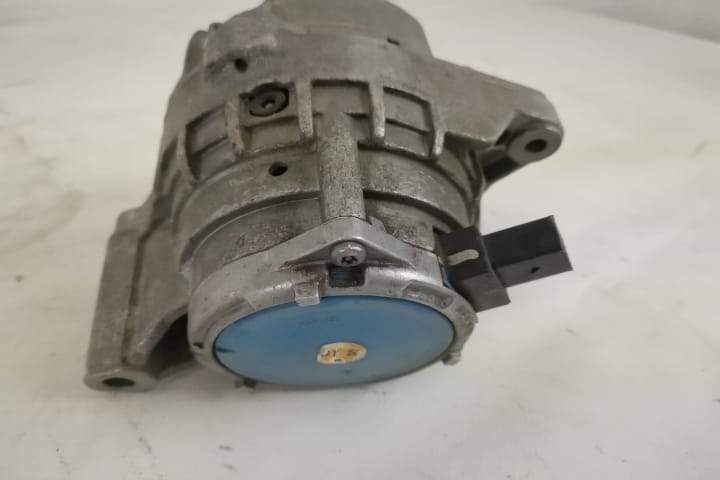 Ляв моторен носач Оригинален В добро състояние Ауди / Audi Q7 4M [фейс