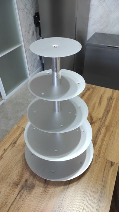 Продам подставку для свадебного торта