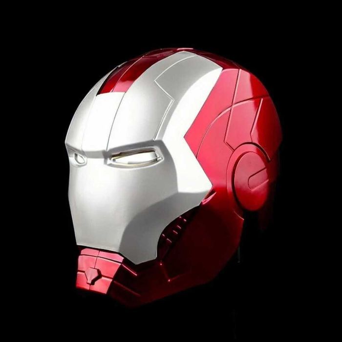 Marvel Маска Електронен шлем Iron Man светещи очи Железния човек