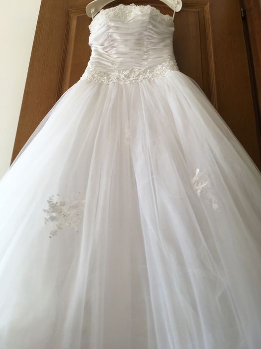 Vând Rochie mireasa Mirandi albă-mărimea S