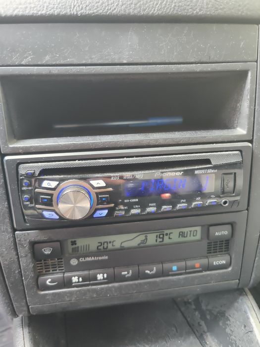 Vând VW Golf 4, mașină personală