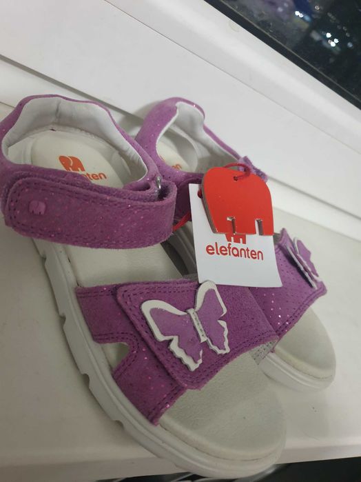 Сандали на девочку