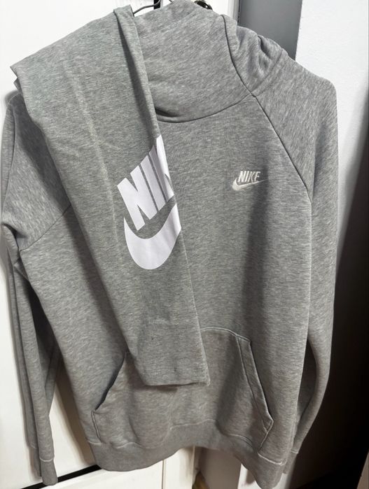 Комплекти S.