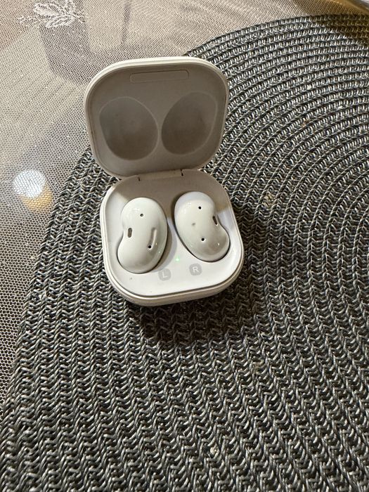 Samsung Galaxy Buds Live