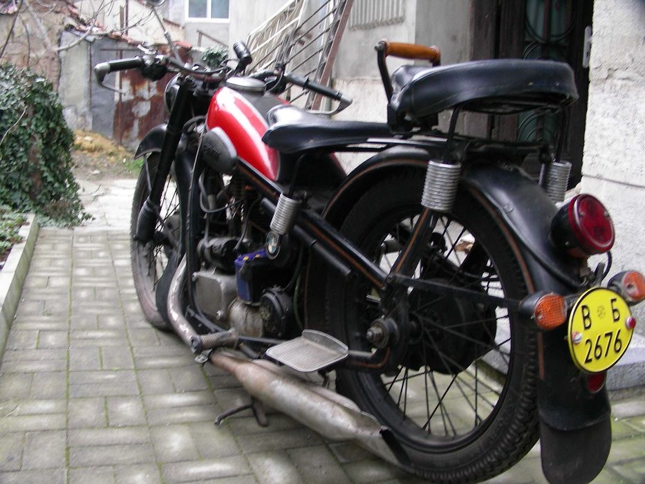 продавам ретро мотоциклет BMW R35