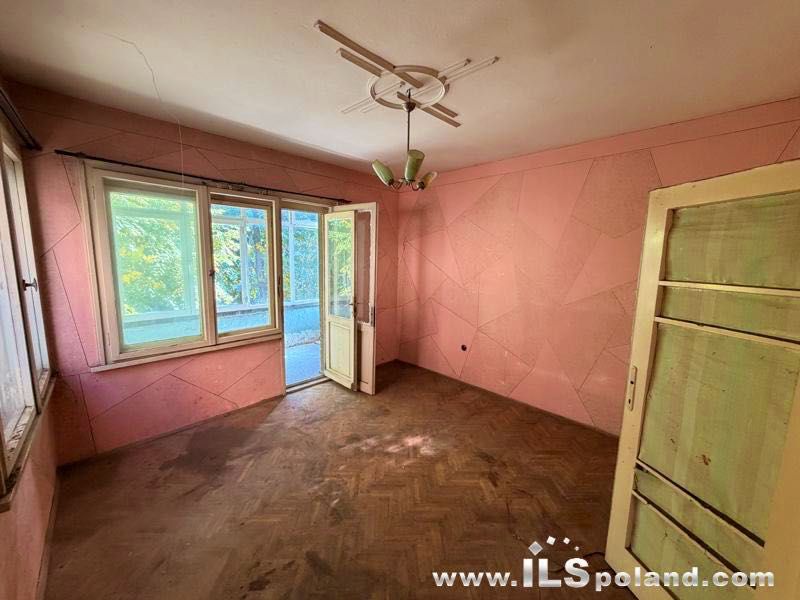 Продава се Тристаен апартамент в Варна, Център - 99 кв.м за 3829 €/кв.м - Снимка #4