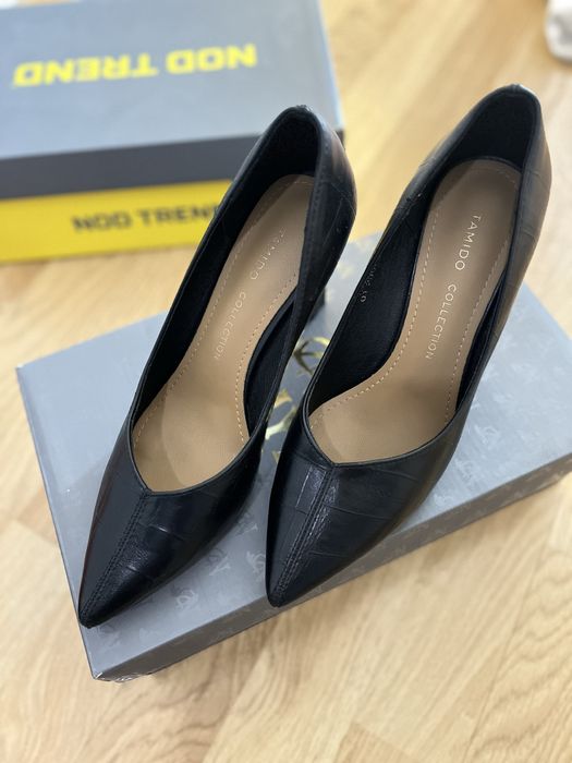 Туфли, лоферы, балетки, шлепки