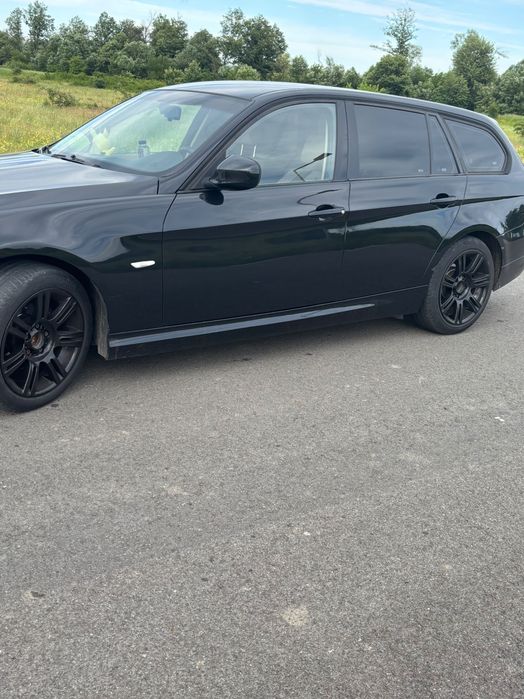 BMW e91 318 d 2009