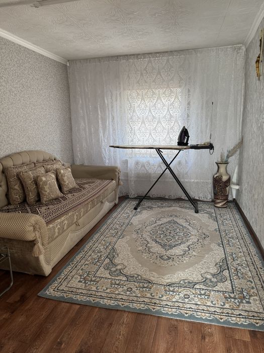 Продам частный дом в старом городе, остановка Милана.