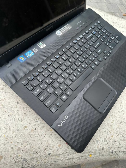 17.3 ноутбук от Sony Vaio на Core i5