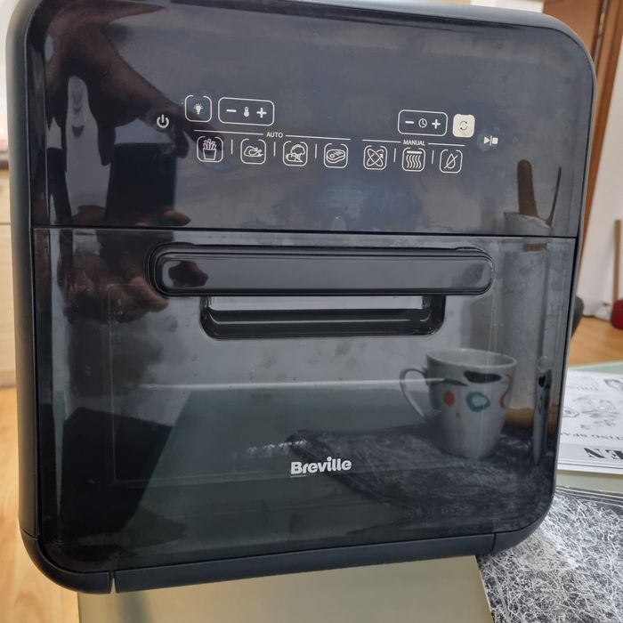 Vand airfryer Breville, aproape nou
