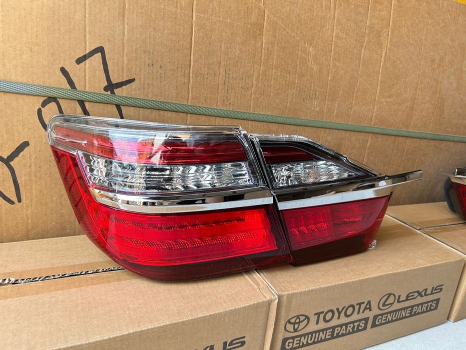 Задние фонари Camry 55