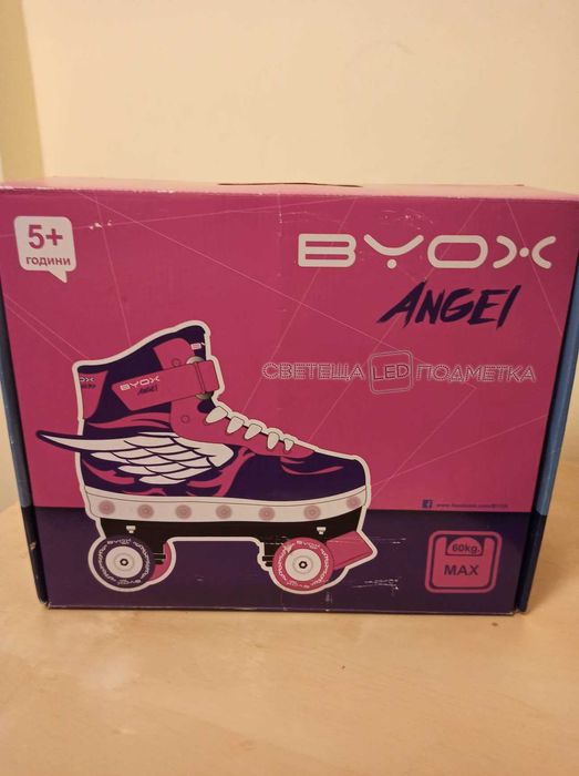 Ролкови кънки-35-36 номер. Много запазени. С всички аксесоари към тях