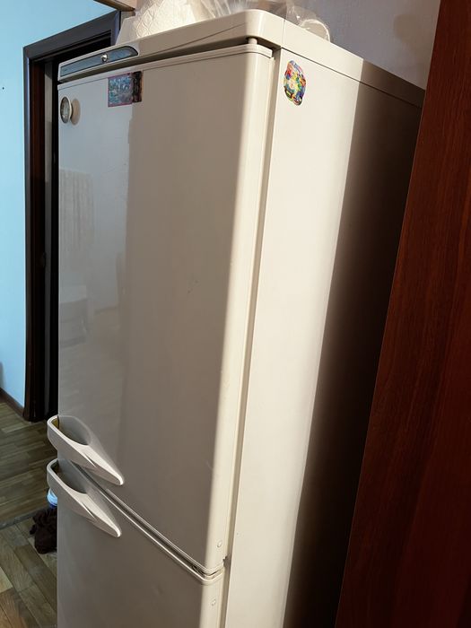 Холодильник Stinol