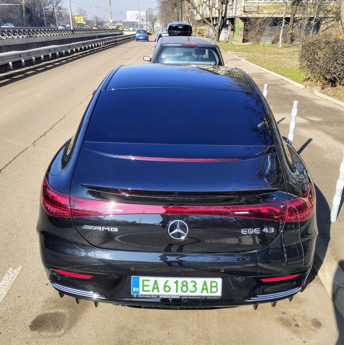 Отдавам под наем Мерцедес EQE 43 AMG за абитуриентски бал, сватба и др