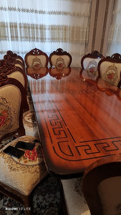 Стол стул срочна сотилади