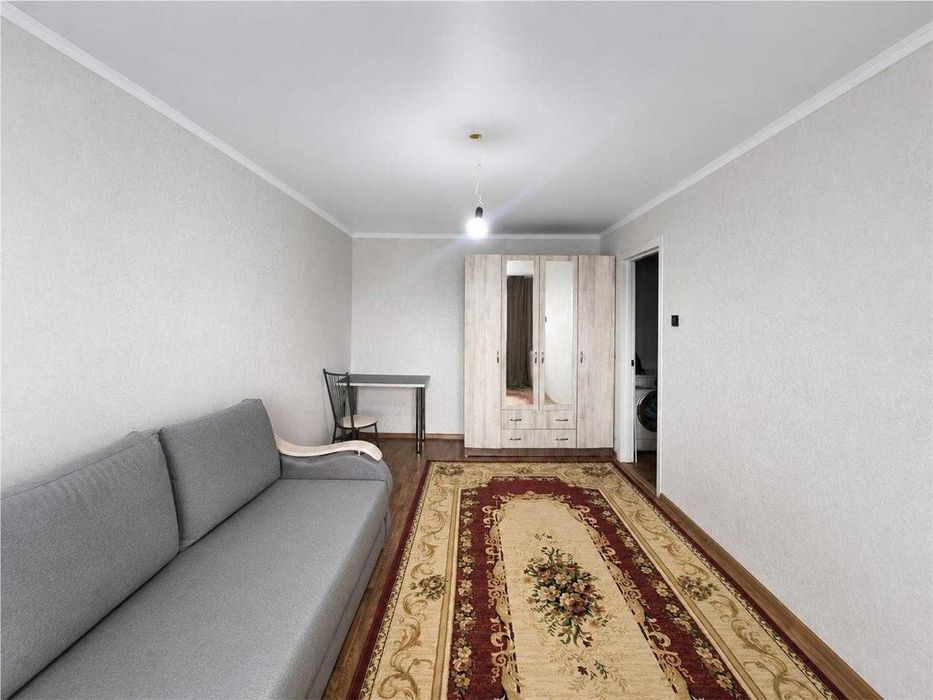 Продам 2 комн квартиру у/план. на пр.Металлургов
