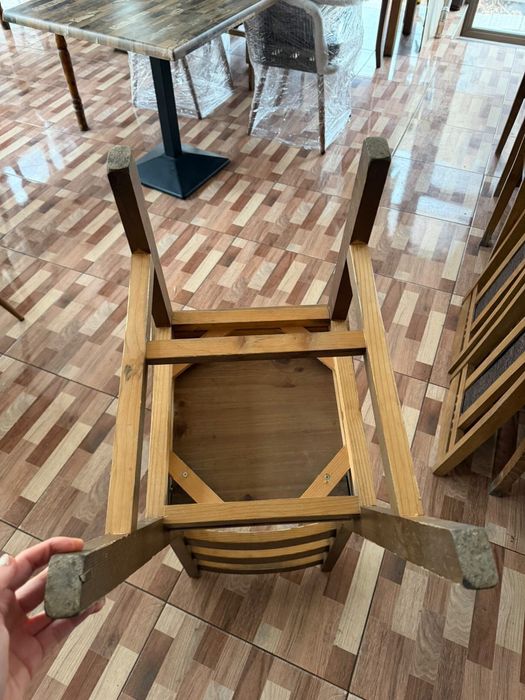 Маса - 20€ стол 6€