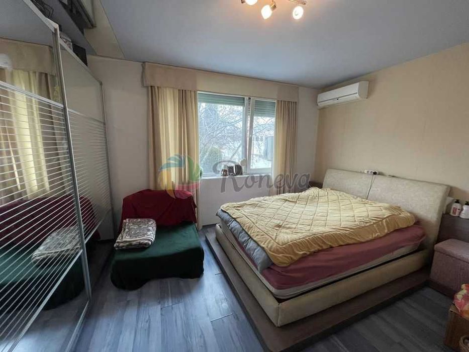 Продава се Двустаен апартамент в Варна, м-т Евксиноград - 70 кв.м за 2486 €/кв.м - Снимка #2