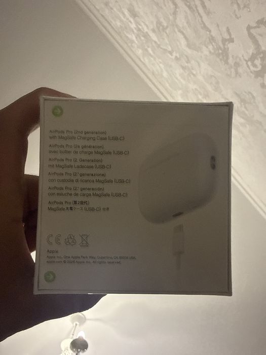 AirPods pro 2.