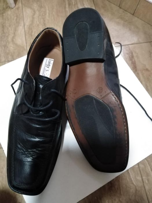 Vand pantofi piele barbati