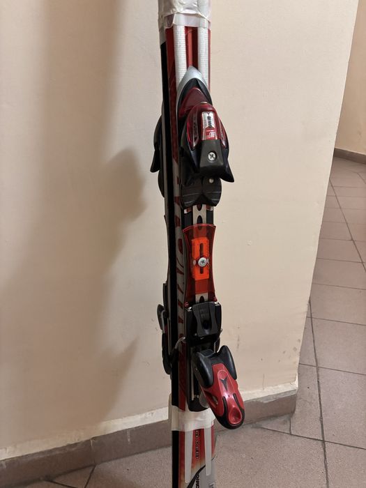 Ски с апарат ATOMIC