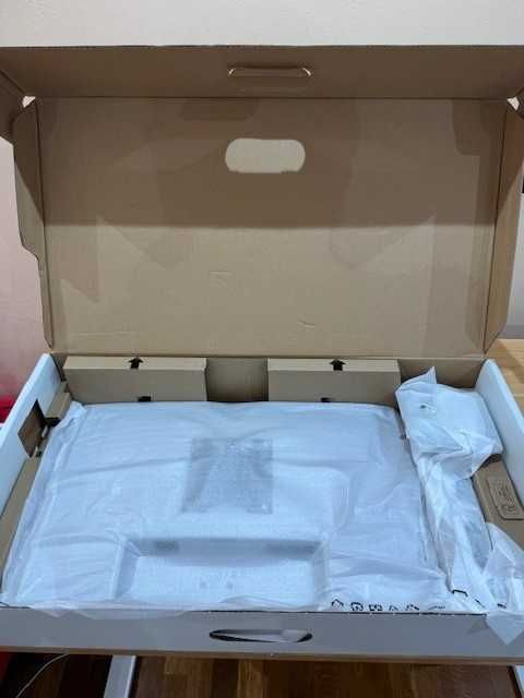 monitoare Dell 24 inch cu suport pentru jocuri sau lucru de acasa