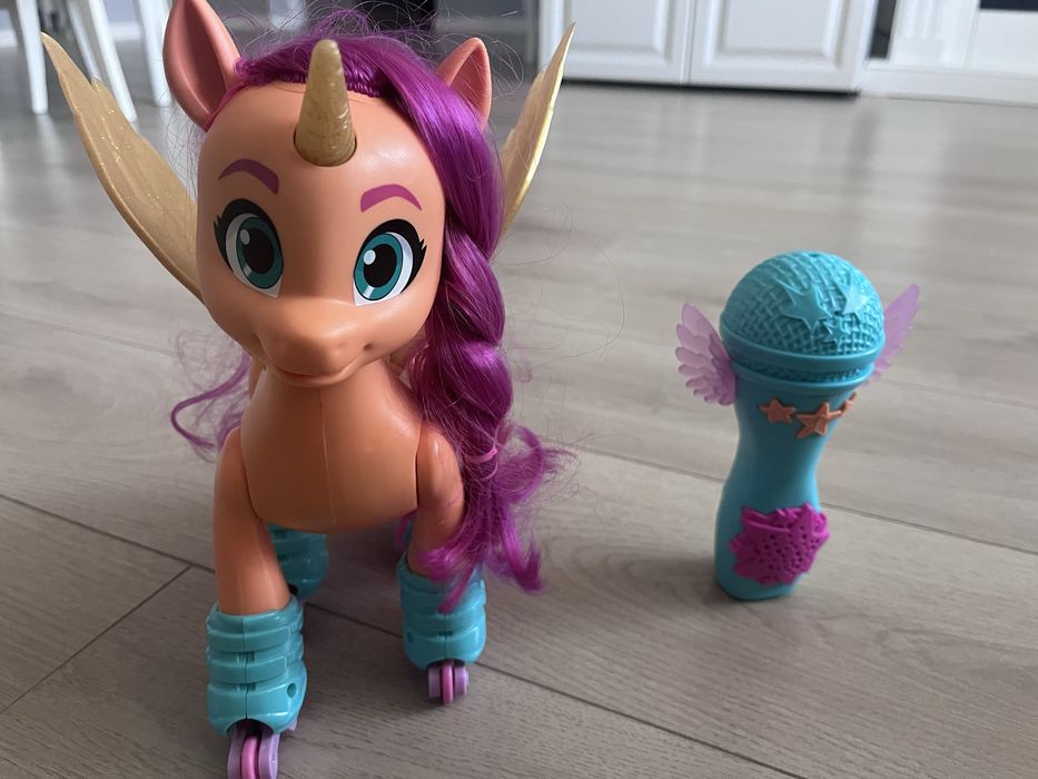 Unicorn Sing and Skate pe role