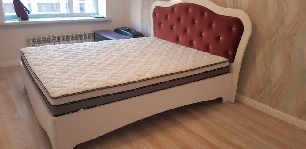 Продам шкаф и кровать