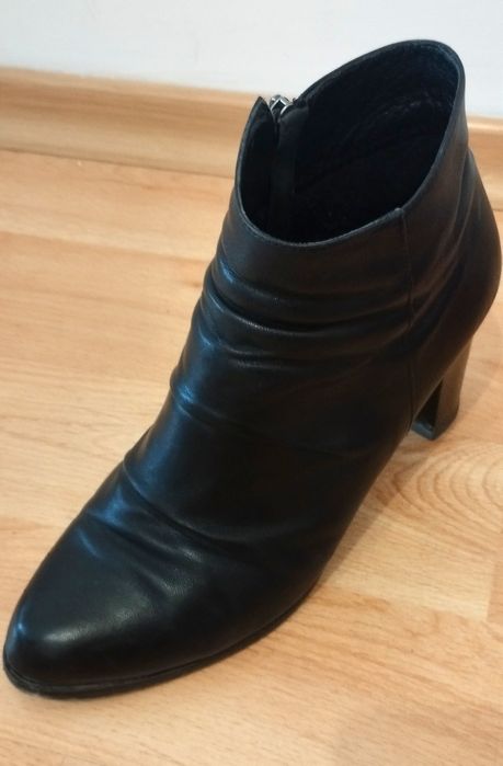 Боти естествена кожа Sara Pen