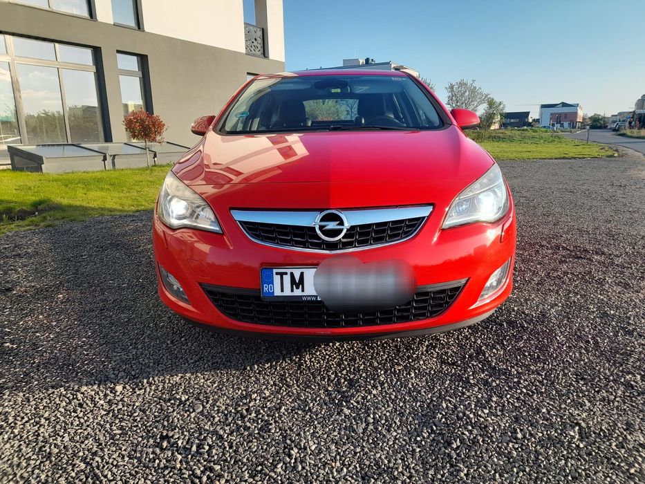 Opel Astra J Cutie automată